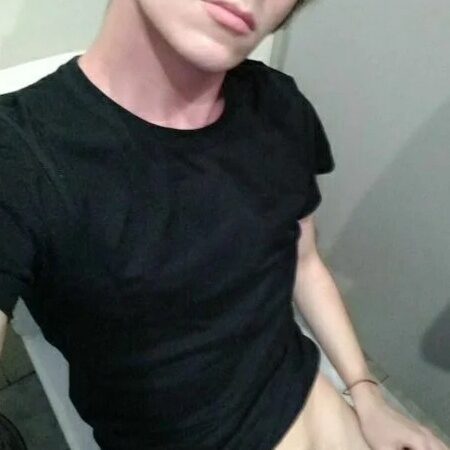 Mec cool et coquin dispo pour plans hot à Toulouse